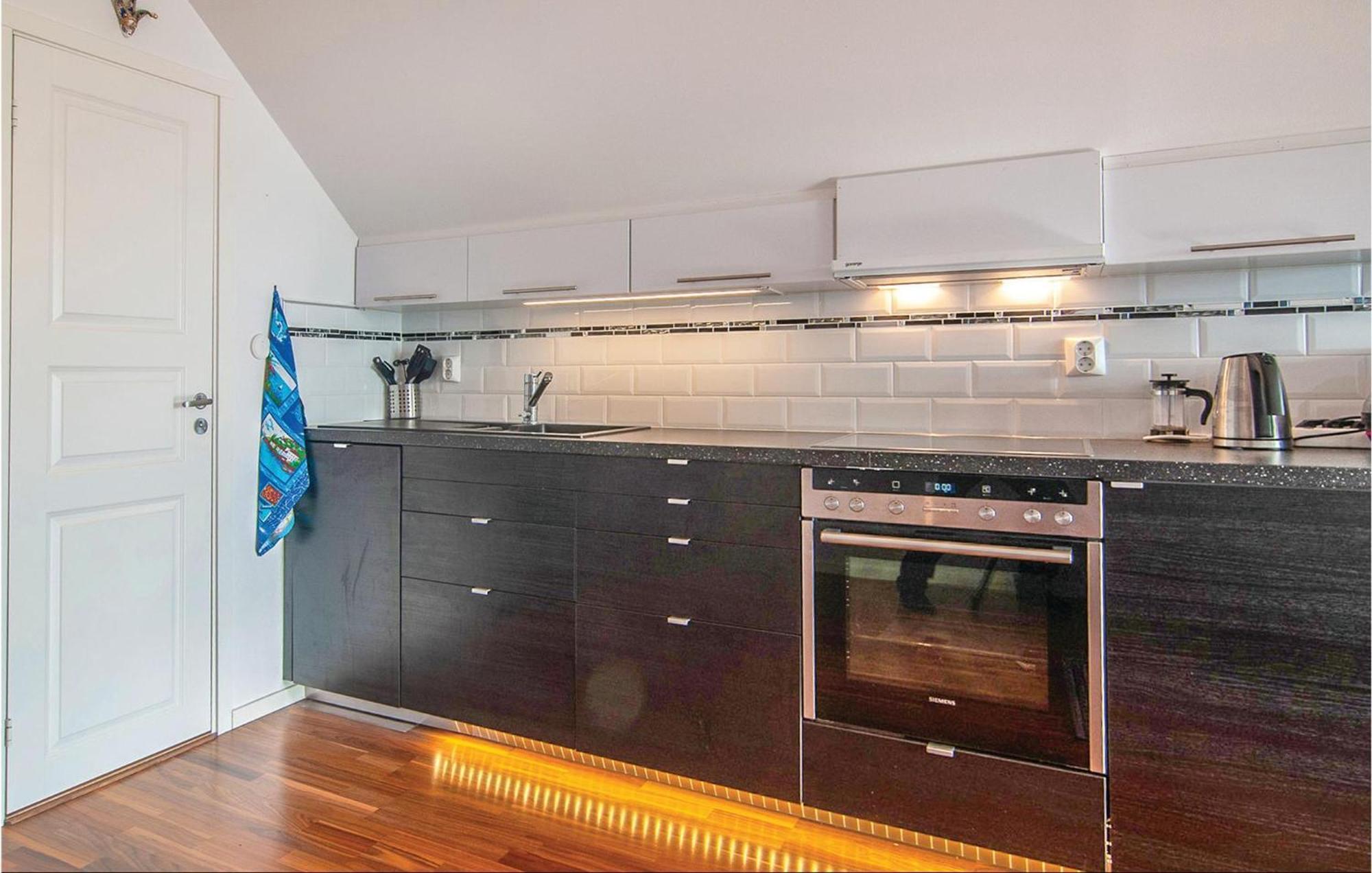 Cozy Apartment In Klintehamn With Wifi Exterior photo