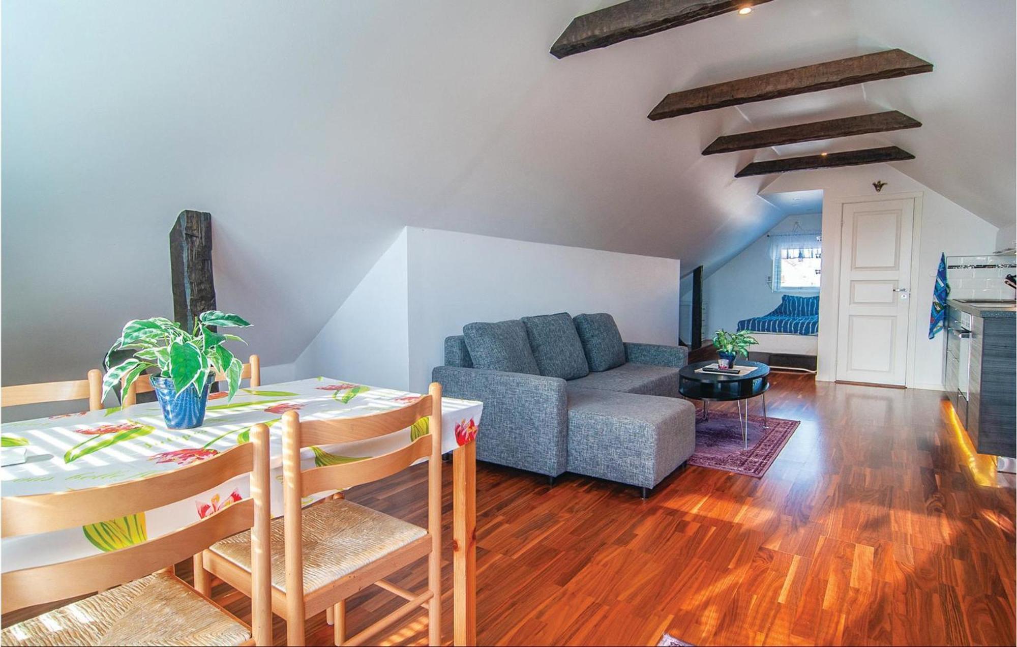 Cozy Apartment In Klintehamn With Wifi Exterior photo